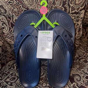 Brand New Men’s 10 / Women’s 12 Crocs Baya II Flip Flips Navy Blue